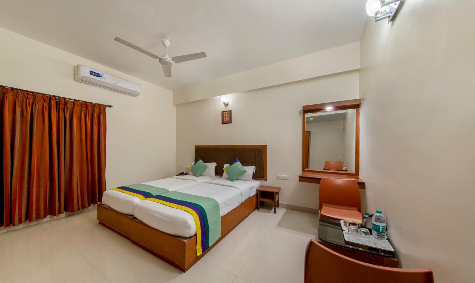 Hotel Treebo Sam Residency Coimbatore Esterno foto