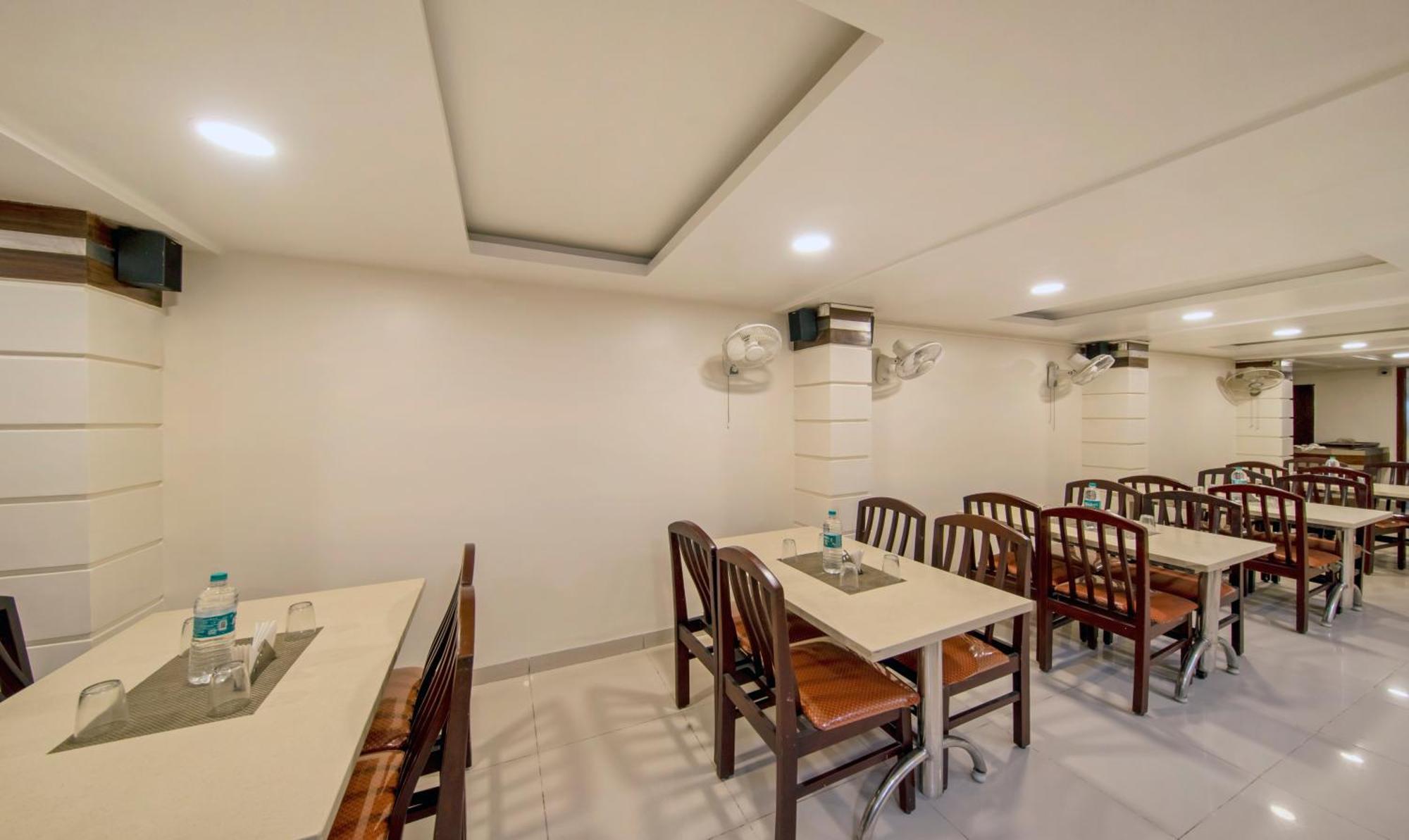 Hotel Treebo Sam Residency Coimbatore Esterno foto