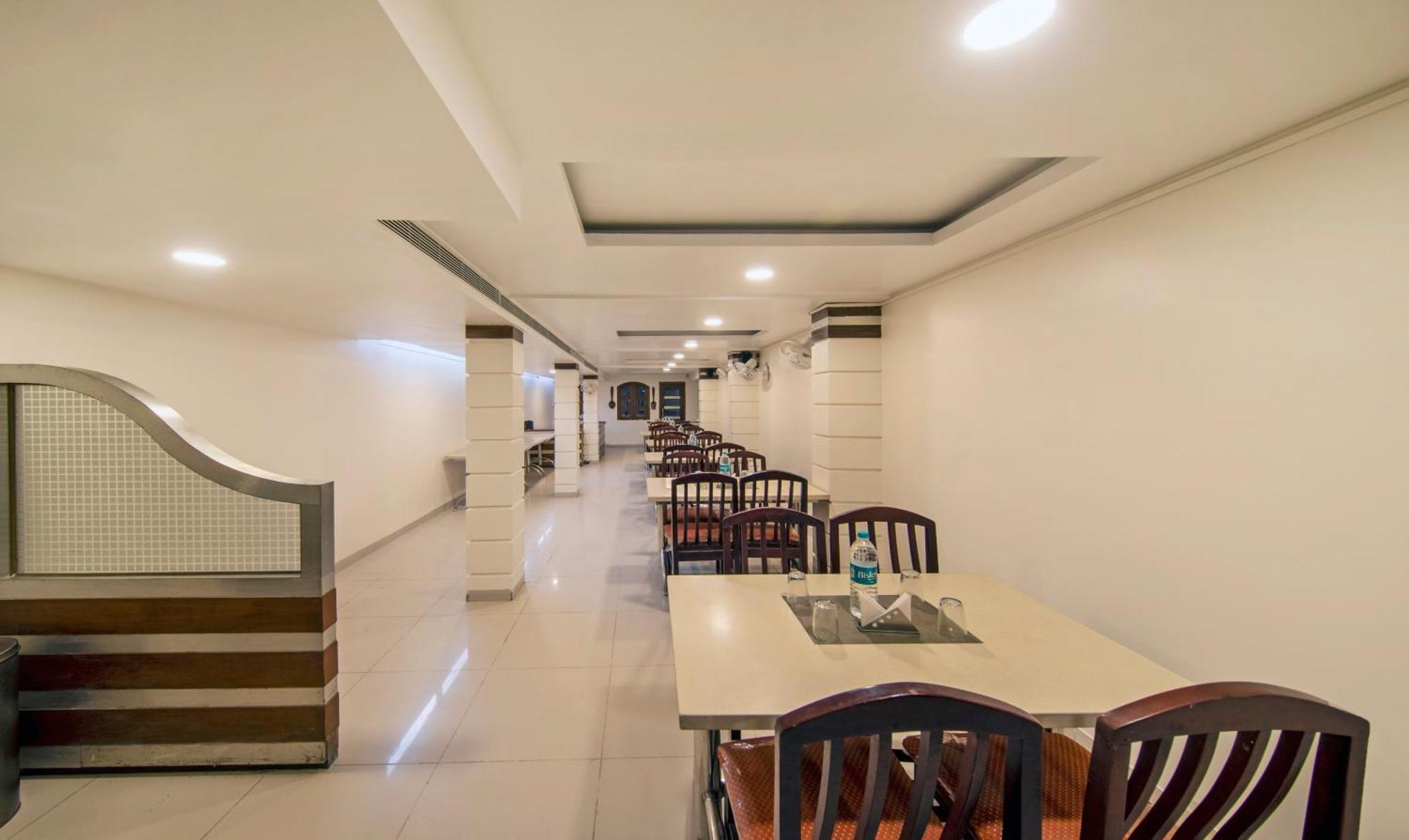 Hotel Treebo Sam Residency Coimbatore Esterno foto